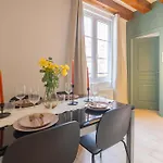 Apartment Elegant 1 Bedroom - Palais Royal 2 *