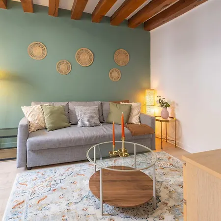 Elegant 1 Bedroom - Palais Royal 2 Apartment Paris